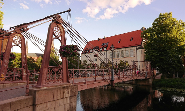 Järnbron